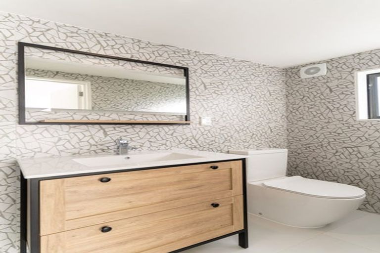 Photo of property in 6 Rangimarie Close, Opaheke, Papakura, 2113