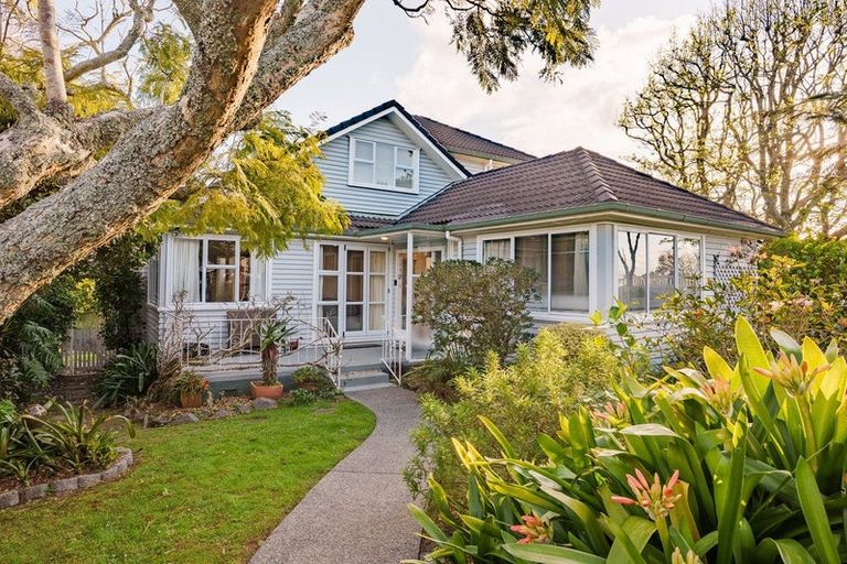 Photo of property in 1/47 Rautara Street, Orakei, Auckland, 1071