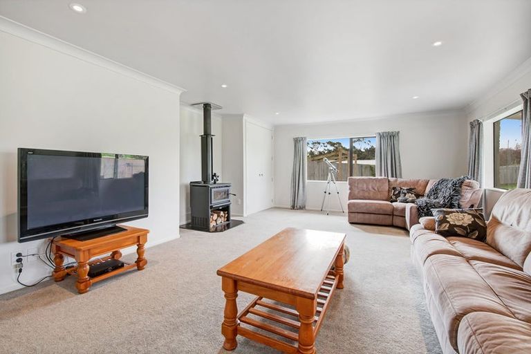 Photo of property in 180 Wishart Road, Helensville, 0875