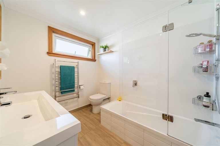 Photo of property in 25 Henry Street, Ebdentown, Upper Hutt, 5018