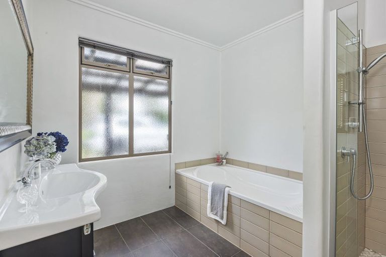 Photo of property in 457 Waitoki Road, Wainui, Silverdale, 0994