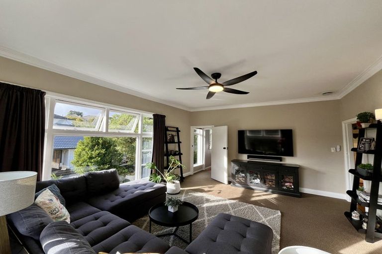Photo of property in 14 Cecil Road, Tawa, Wellington, 5028