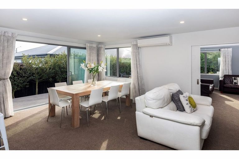 Photo of property in 26 Saltaire Street, North New Brighton, Christchurch, 8083