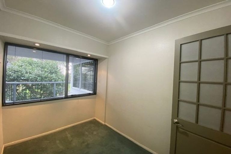 Photo of property in 87 Point View Drive, East Tamaki Heights, Auckland, 2016