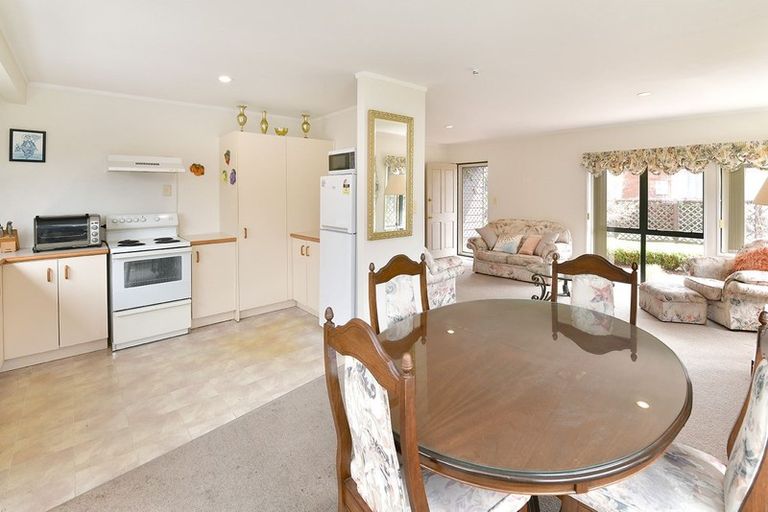 Photo of property in 6/57 Weiti Road, Orewa, 0931