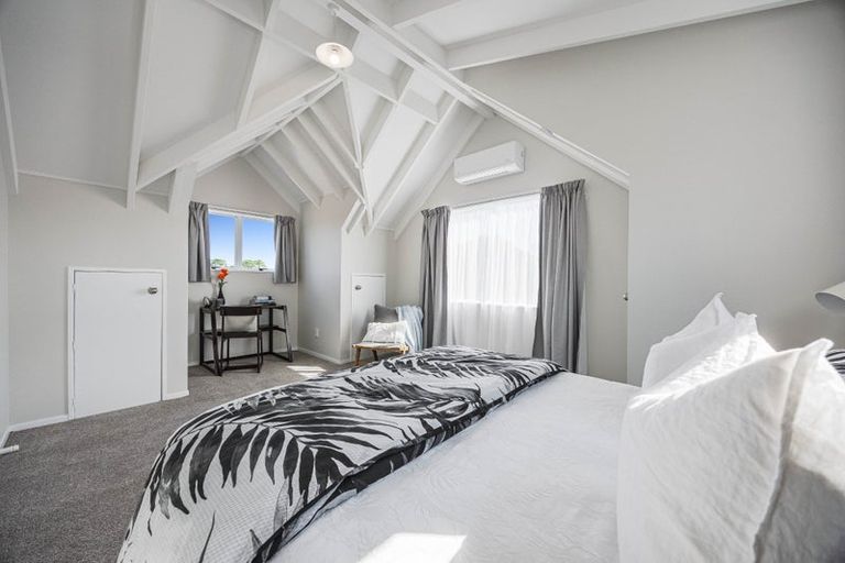 Photo of property in 4/73 Vintage Drive, Henderson, Auckland, 0612