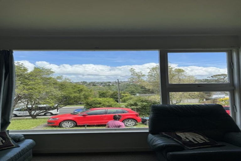 Photo of property in 17 Edgeworth Road, Glenfield, Auckland, 0629