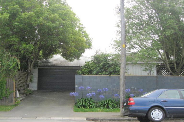 Photo of property in 37 Weston Road, St Albans, Christchurch, 8052