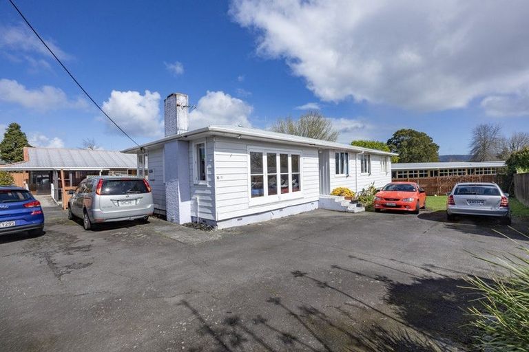 Photo of property in 32 Ribblesdale Road, Henderson, Auckland, 0612