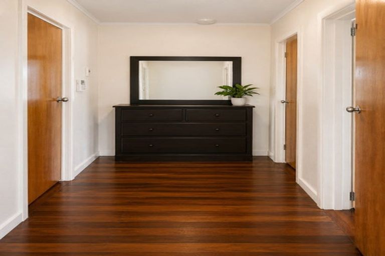 Photo of property in 53 Biddle Crescent, Taita, Lower Hutt, 5011