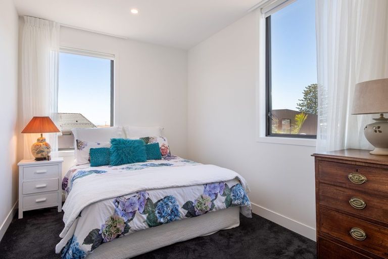 Photo of property in 12a Park Avenue, Takapuna, Auckland, 0622