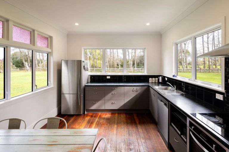 Photo of property in 35 Woodside Road, Matangi, Hamilton, 3284