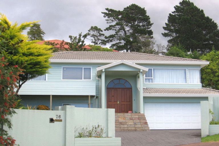 Photo of property in 76 Crestview Place, Browns Bay, Auckland, 0630