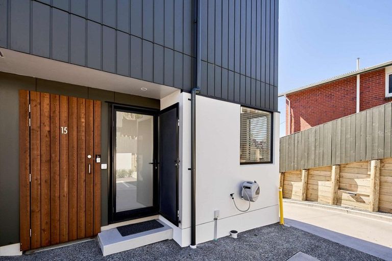 Photo of property in 15/6 Oswald Crescent, Paparangi, Wellington, 6037