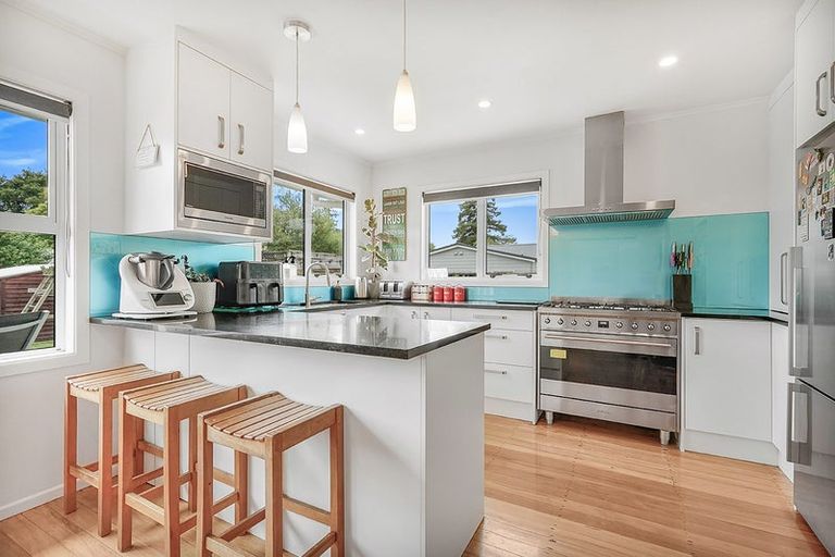 Photo of property in 11 Vine Street, Hillcrest, Hamilton, 3216