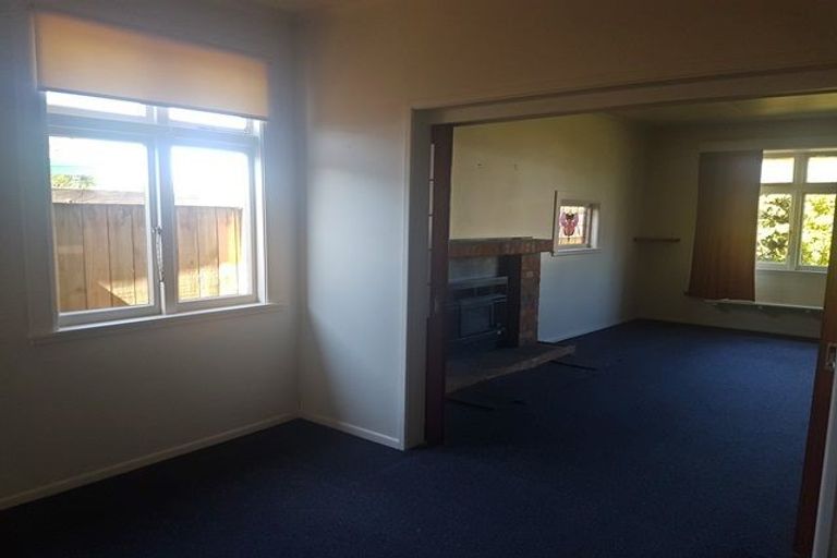 Photo of property in 15 Marne Street, Hokowhitu, Palmerston North, 4410
