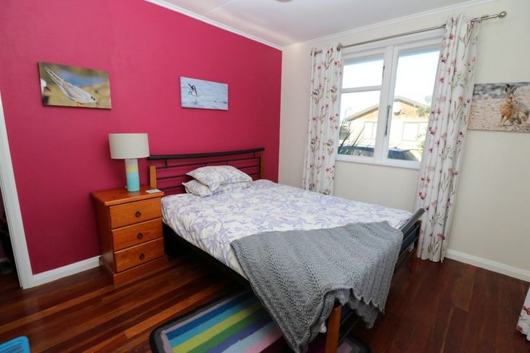 Photo of property in 23b Roore Street, Foxton Beach, Foxton, 4815