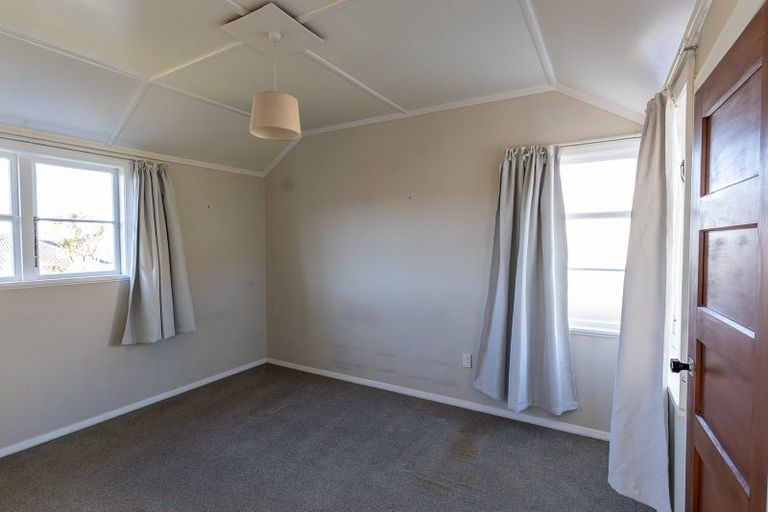 Photo of property in 37 Puketai Street, Andersons Bay, Dunedin, 9013