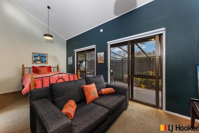 Photo of property in 180 Carnoustie Drive, Wattle Downs, Auckland, 2103