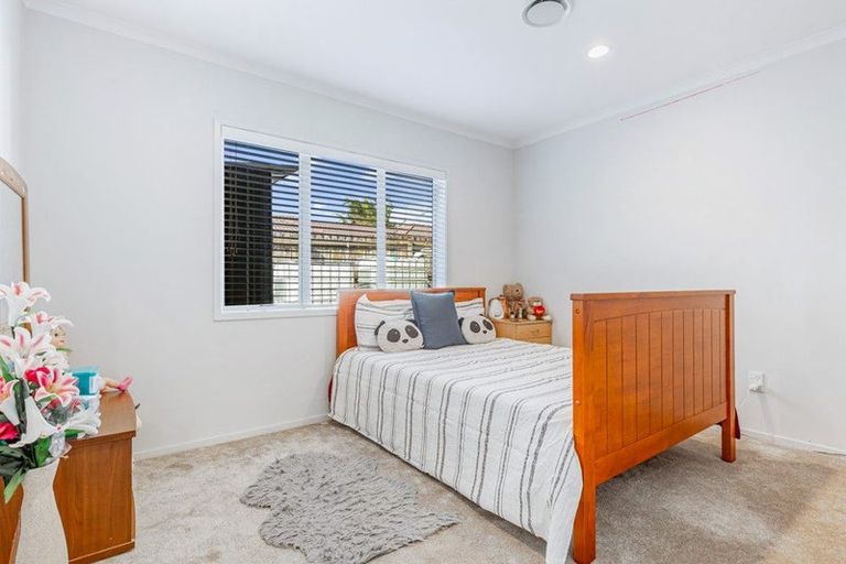 Photo of property in 25 Carrick Glen Avenue, Flat Bush, Auckland, 2019