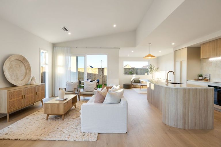 Photo of property in 45 Tangaroa Street, Cambridge, 3434