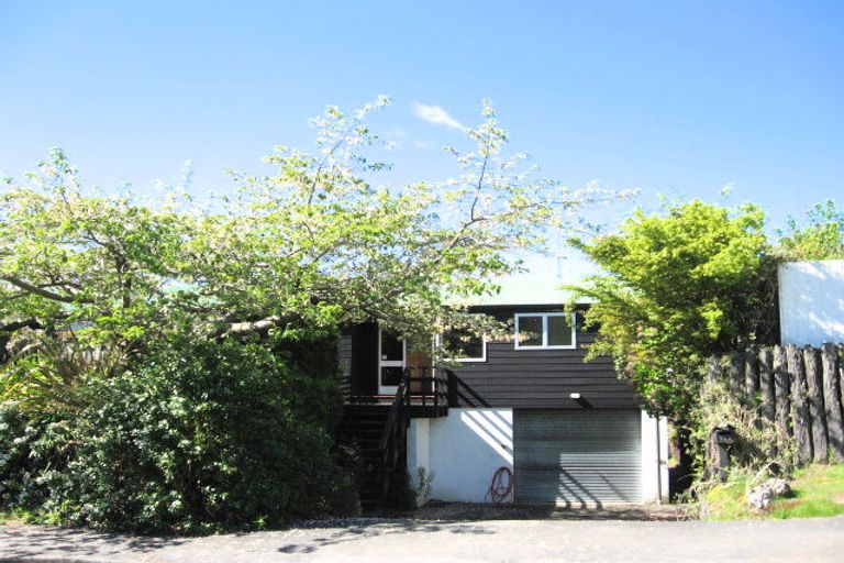 Photo of property in 723 Acacia Bay Road, Acacia Bay, Taupo, 3330