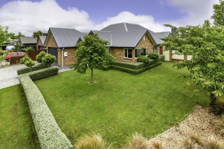 Photo of property in 12 Six Silvers Avenue, Halswell, Christchurch, 8025