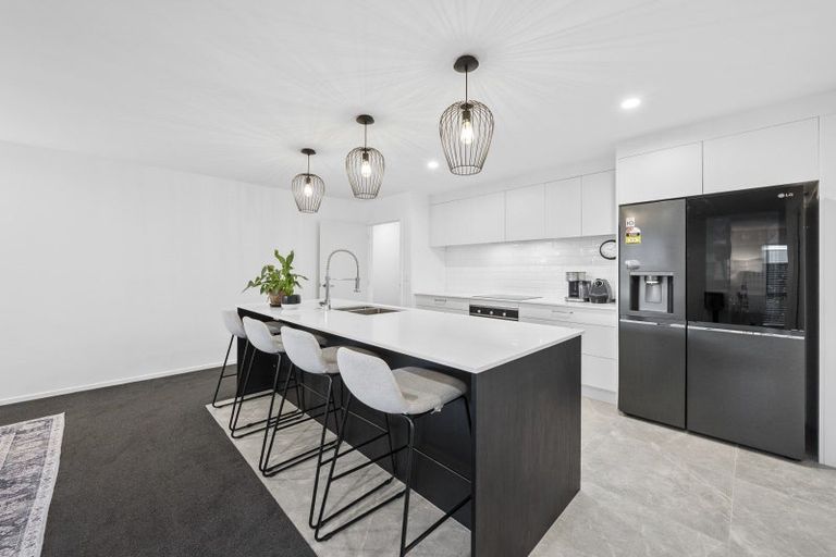 Photo of property in 11 Te Rata Boulevard, Karaka, 2124