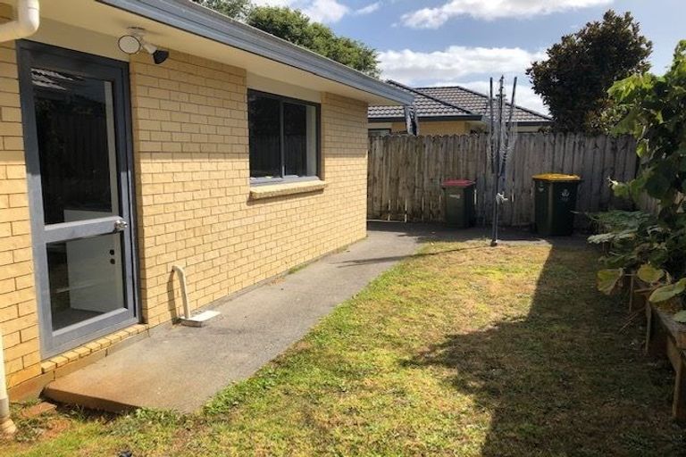 Photo of property in 1/24 Sturdee Road, Manurewa, Auckland, 2102