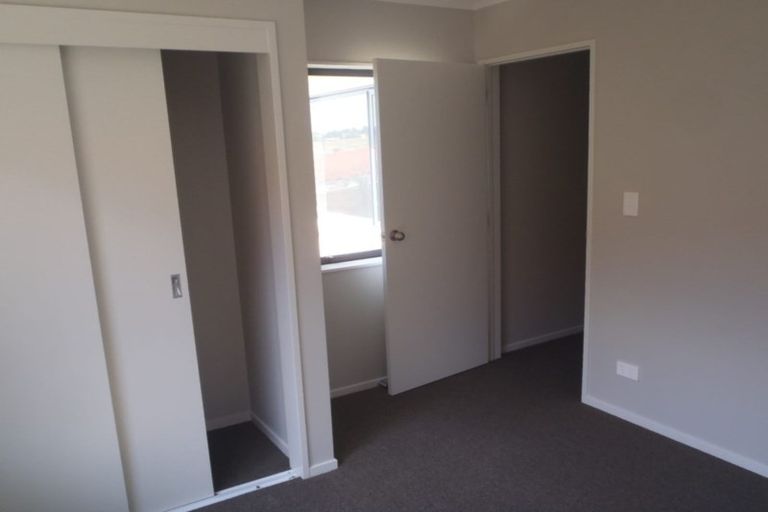 Photo of property in 39 Westgate Drive, Westgate, Auckland, 0614
