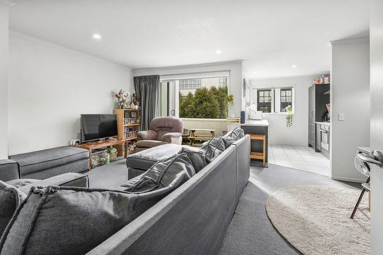 Photo of property in 3a Scotland Place, Hillcrest, Hamilton, 3216