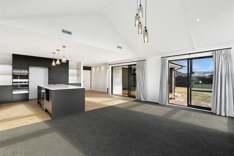 Photo of property in 7 Hamlett Drive, Woodend, 7610