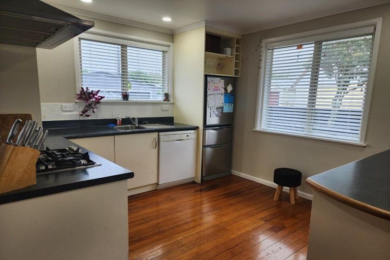 Photo of property in 7 Raleigh Street, Vogeltown, New Plymouth, 4310