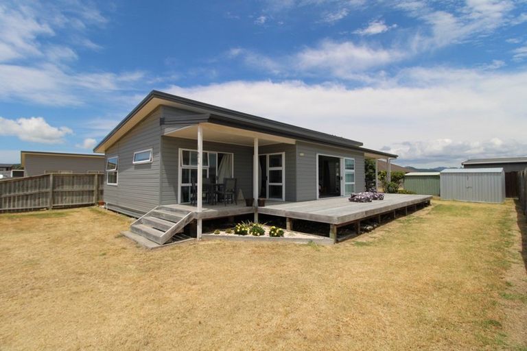 Photo of property in 124 Rangiora Crescent, Matarangi, Whitianga, 3592