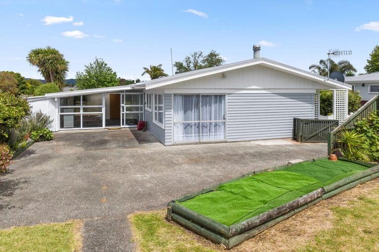 Photo of property in 47 Beazley Crescent, Tikipunga, Whangarei, 0112