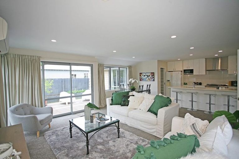 Photo of property in 200 Racecourse Road, Sockburn, Christchurch, 8042