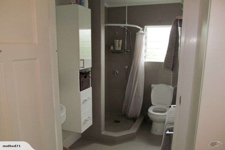 Photo of property in 2/59 Dryden Street, Grey Lynn, Auckland, 1021