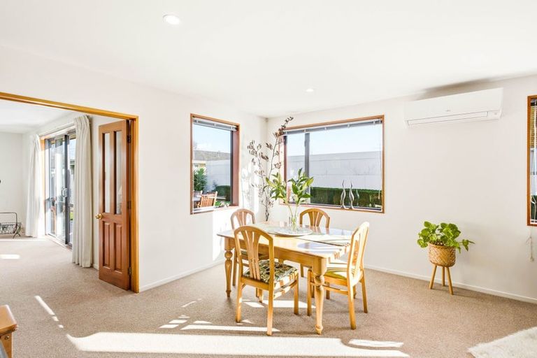 Photo of property in 12a Prossers Road, Saint Martins, Christchurch, 8022