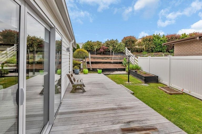 Photo of property in 68 Stace Hopper Drive, One Tree Point, 0118