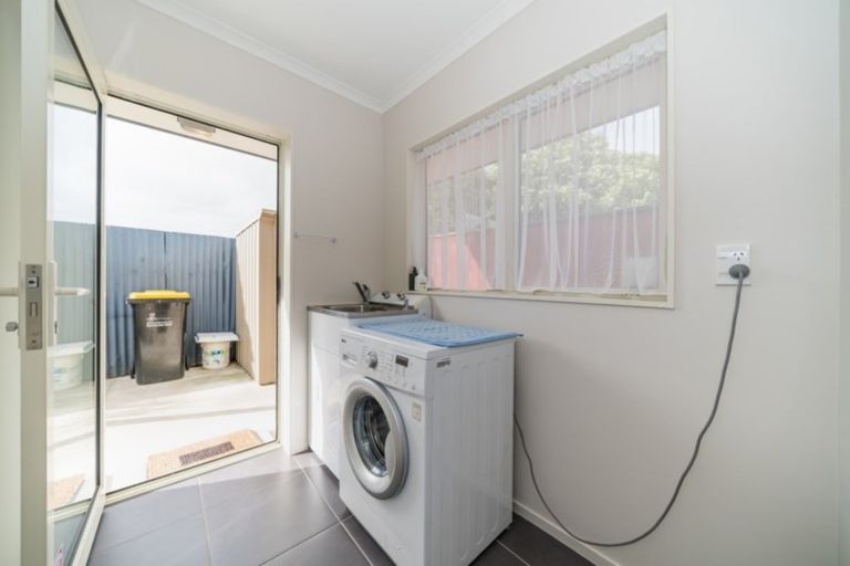 Photo of property in 6a Monckton Street, Feilding, 4702