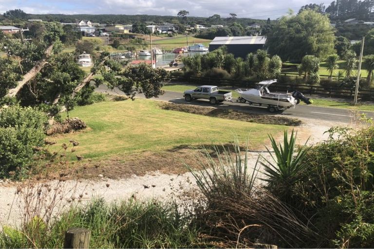 Photo of property in 12 Komiti Road, Tinopai, 0593