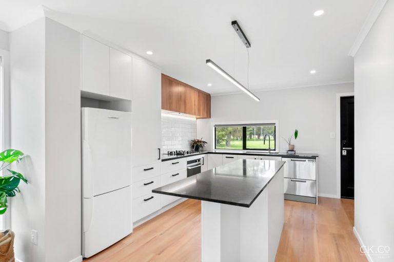 Photo of property in 7 Mawai Hakona Drive, Wallaceville, Upper Hutt, 5018