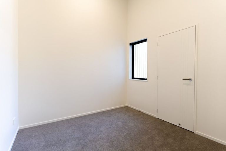 Photo of property in 6 Rangimarie Close, Opaheke, Papakura, 2113