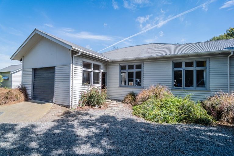 Photo of property in 381 Pareora River Road, Saint Andrews, Timaru, 7972