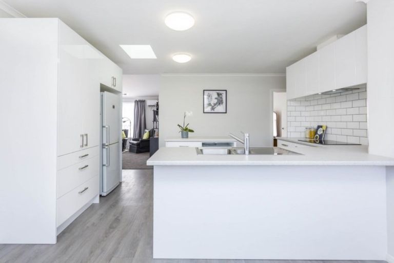 Photo of property in 103 Akatarawa Road, Birchville, Upper Hutt, 5018