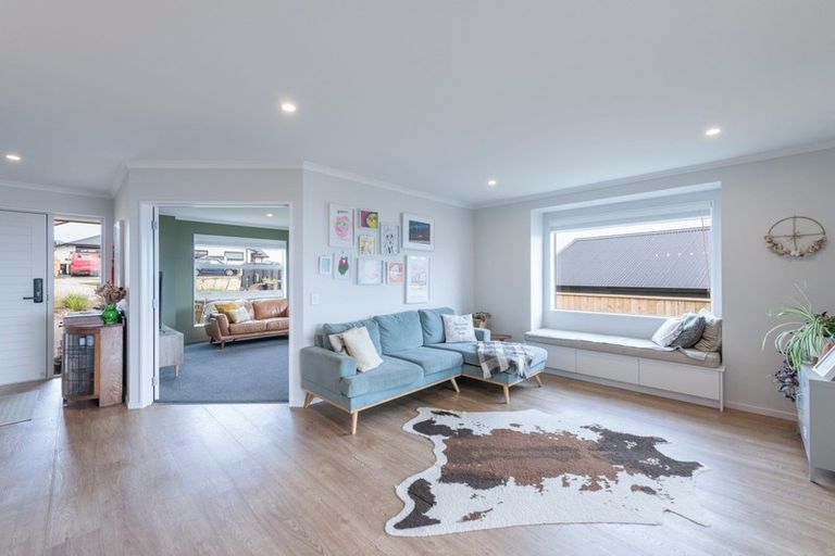 Photo of property in 10 Coppermine Crescent, Brightwater, 7022