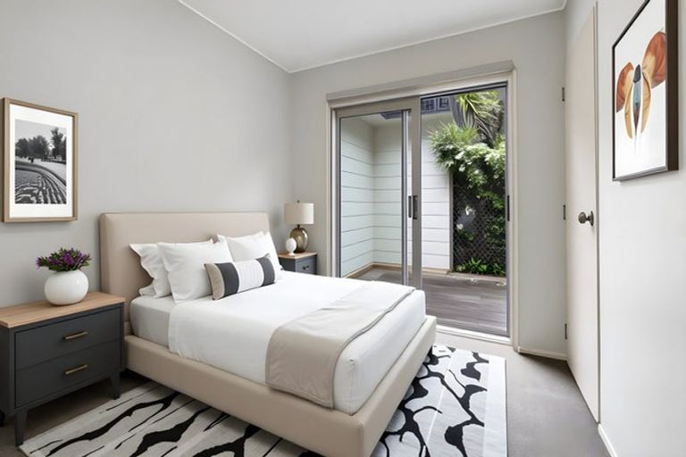 Photo of property in 3/8 Park Hill Road, Birkenhead, Auckland, 0626