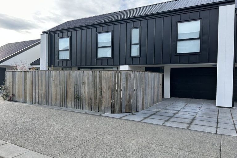 Photo of property in 2/143 Cranford Street, St Albans, Christchurch, 8014
