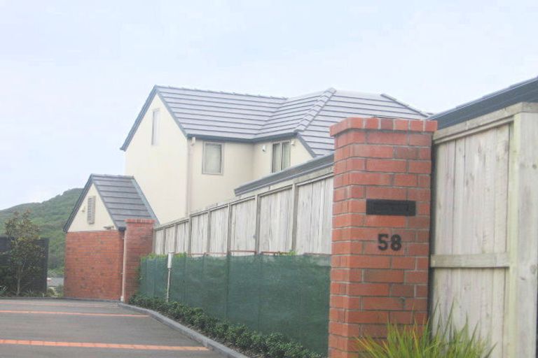 Photo of property in 58 Cedar Street, Maungaraki, Lower Hutt, 5010