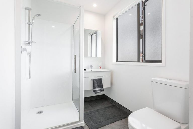 Photo of property in 203/160b Hobsonville Point Road, Hobsonville, Auckland, 0616